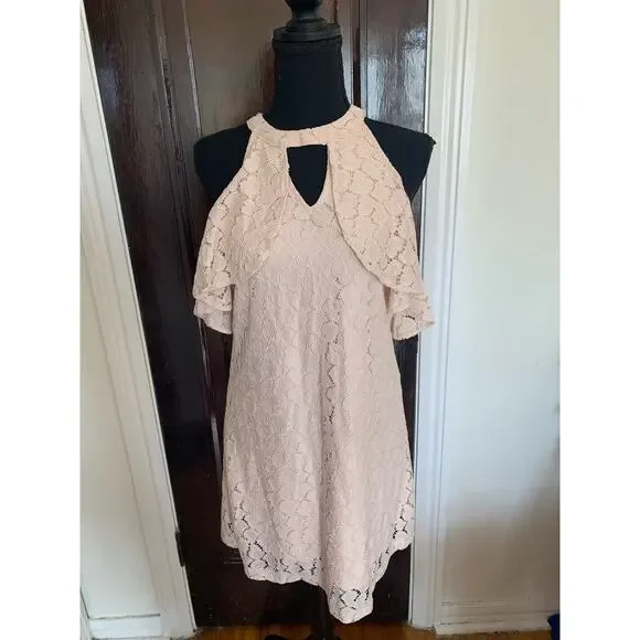 Candies Heart Lace Light Pink Cold Shoulder Peak a Boo Sleeve Dress Sz Small - Picture 6 of 8